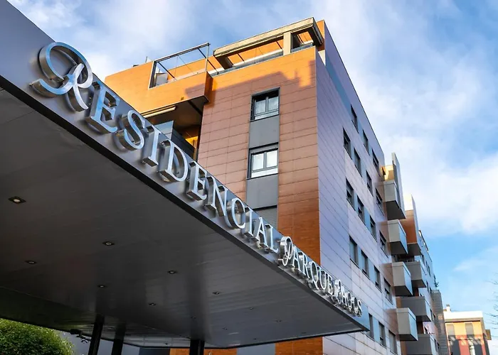Apartamento Forum-Ciencias Con Piscina, Gym & Parking
